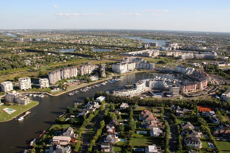 Helicopter flights over the Delta
