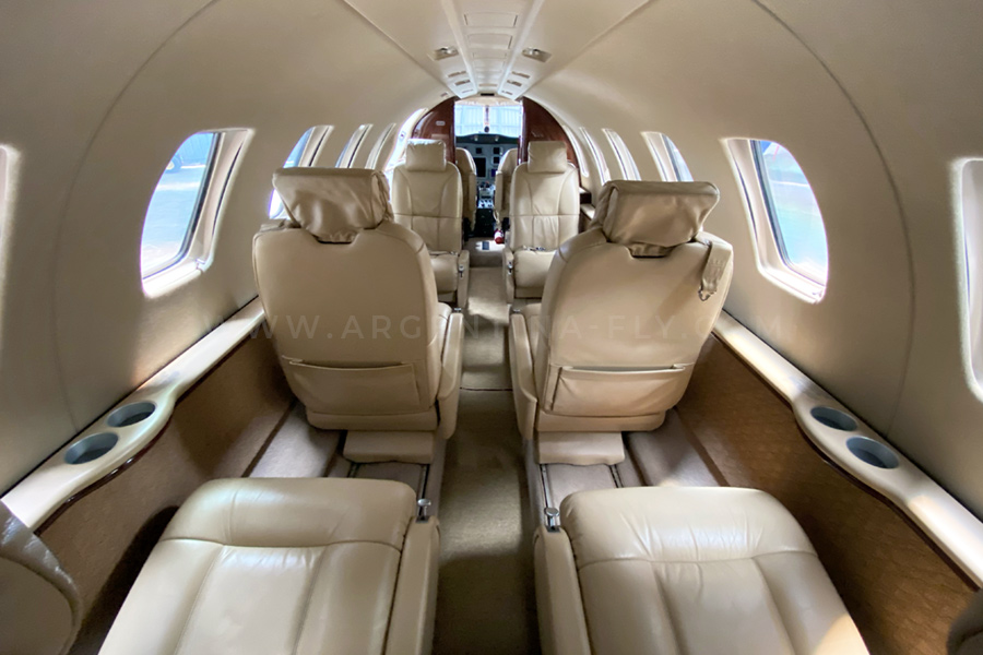 Citation CJ2 — Pressurized executive cabin