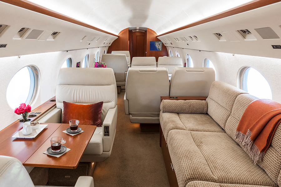 Gulfstream 400 cabina