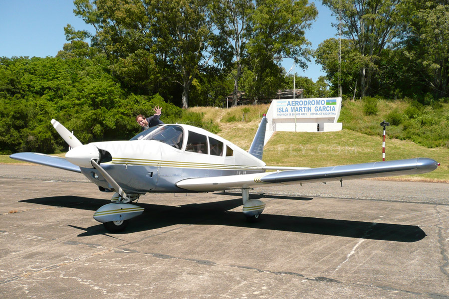 Airplane tours Martín García Island